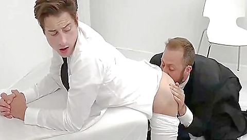 Married guy with a hot girl