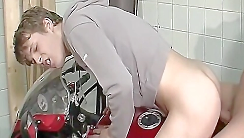 Vixen ig model fucks for aro alluring