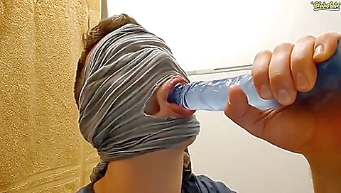 Sexy dark brown sucks and fucks like a pro