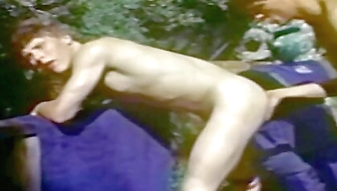Hawt sweetheart gives an orgy with her boyfriend