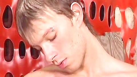 Hawt with a younger- connoro leads to sex